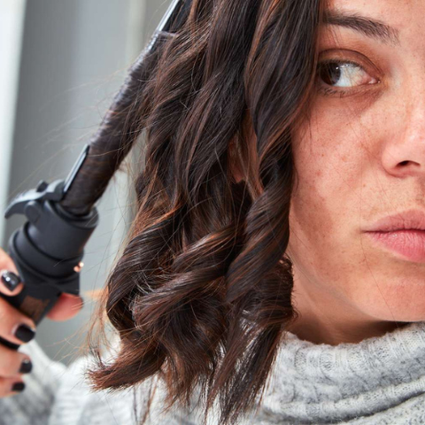 Smooth heat, controlled shape, and curls that actually hold.